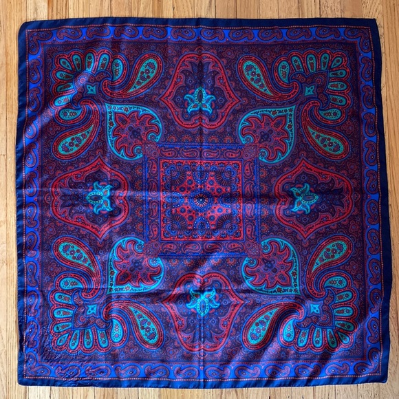 Accessories - Paisley Vintage Scarf